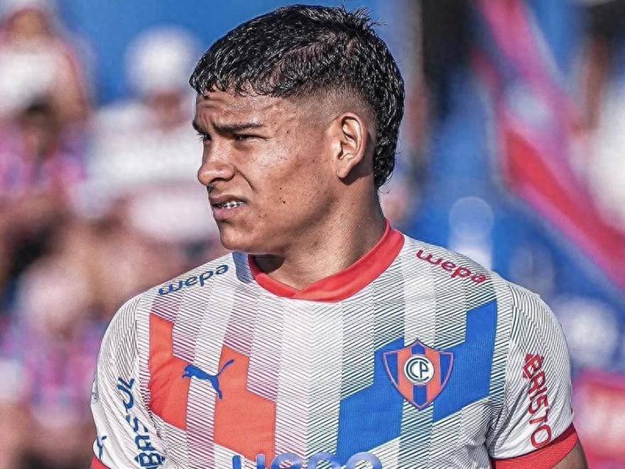 九游手游专业平台关于曼联核心球员被曝转会传闻，引球迷热议，支持世界深圳政府个人成功.的信息