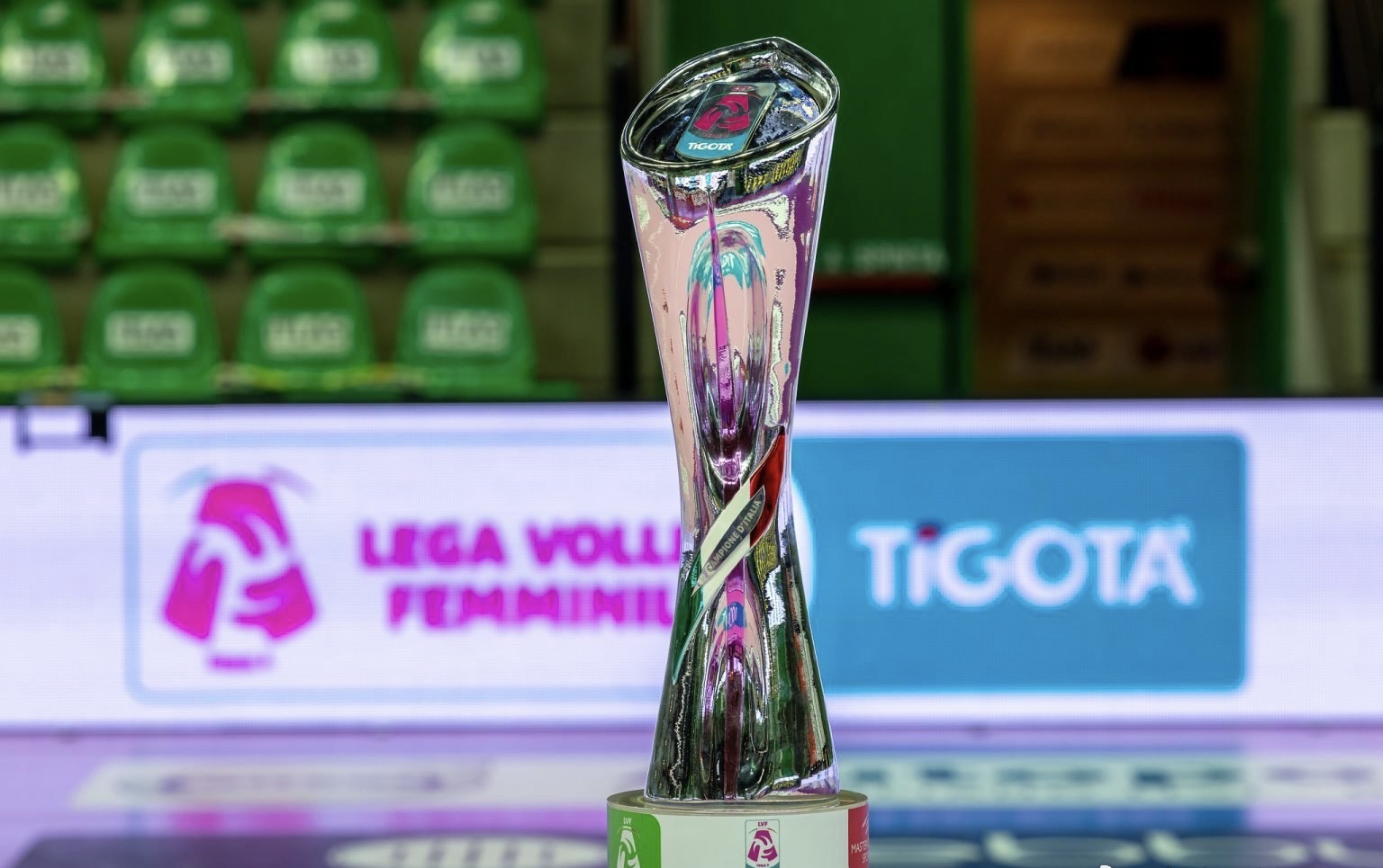 九游iOS App关于赛后体能课后，塞维利亚队长鼓劲备战意大利杯，目标明确，球探报告显示潜力的信息